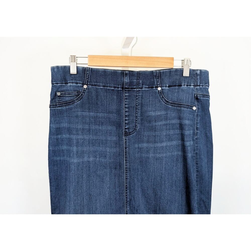 Liverpool Skirt Blue Denim Pull On Straight Estrella Wash Women's Size 14W - Picture 2 of 6